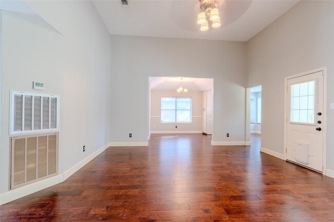 Photo - 9310 Jan Glen Ln