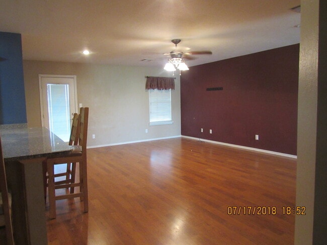 Photo - Large with Land Galore, Peace & Quiet