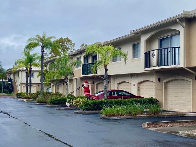 Photo - 1600 Crestwood Ct S Unit 1603