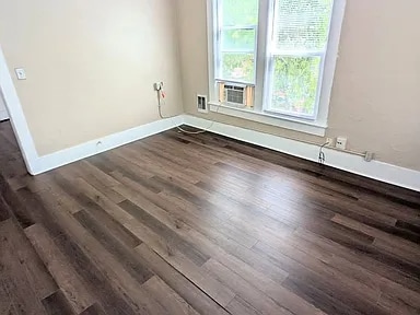 Photo - 635 Tanglewood St Unit 4