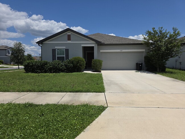 Building Photo - 2024 Like new gorgeous 4 bedroom/2 bath home close to historic Sanford
