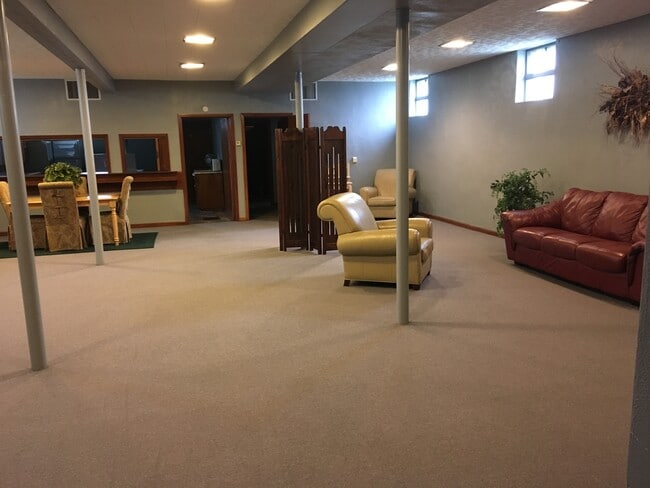 Sala de estar - 204 3rd St Unidad Lower Level