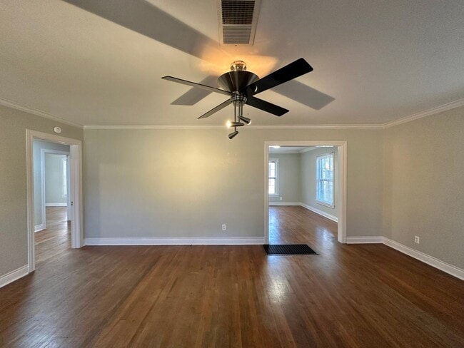 Photo - Charming 3 Bedroom 2 Bath Home in Tyler’s Azalea District!
