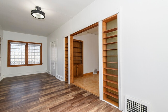 Photo - 2028 S 85th St