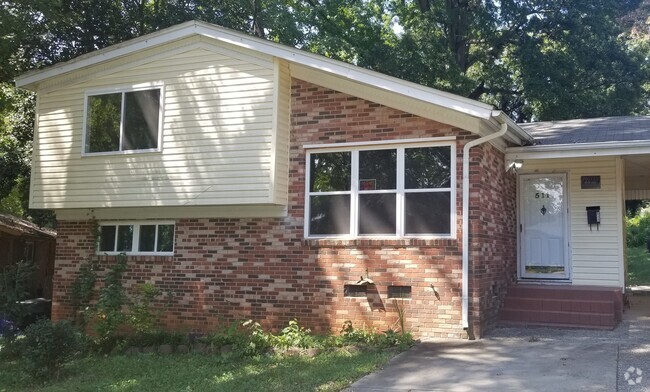 Building Photo - 511 Candystick Ln Rental