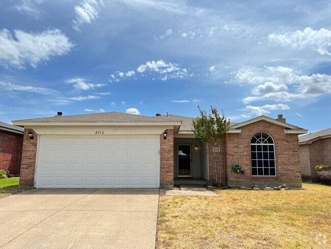 Building Photo - 3/2/2 Keller Schools Rental