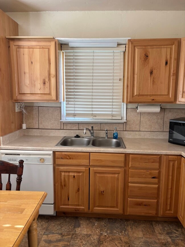 Building Photo - 290 N 300 E Unit 288 Rental