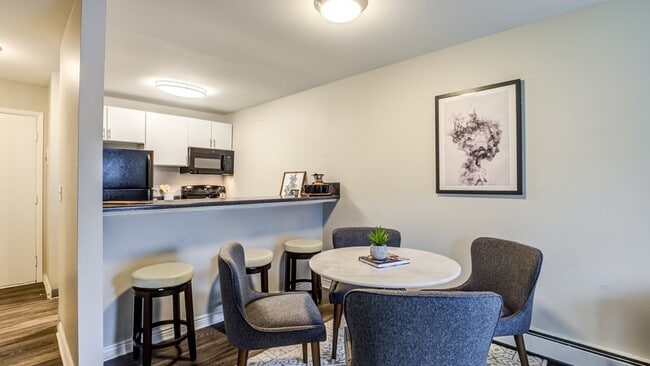 Photo - The Social West®