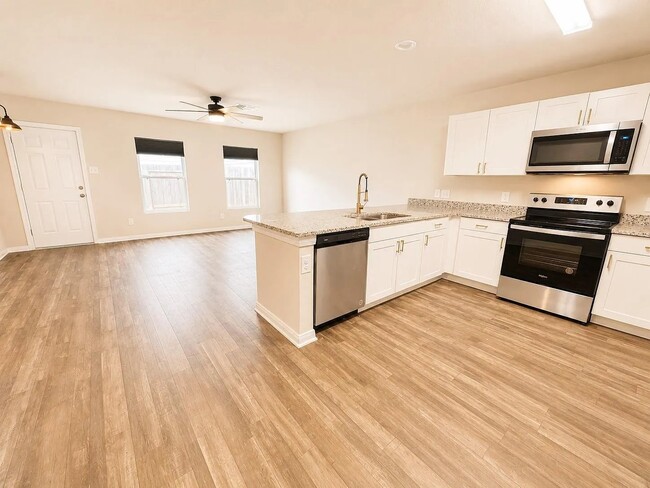 Photo - 15674 Briar Forest Dr