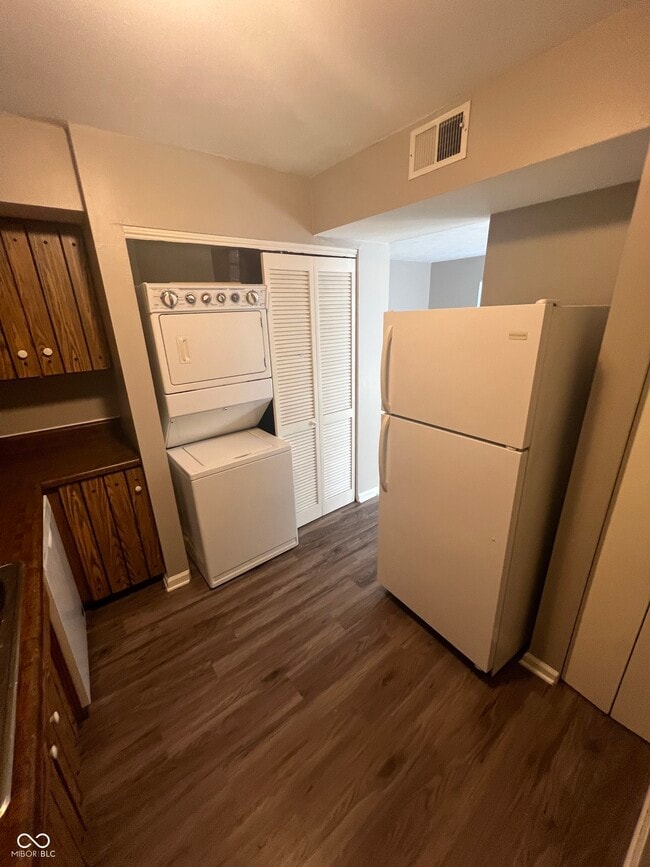 Photo - 1320 Millerwood Ct Unidad 4