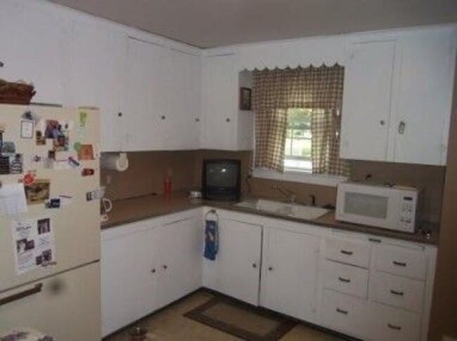 Photo - SPACIOUS 4 BEDROOM HOME READY TO WELCOME YOU