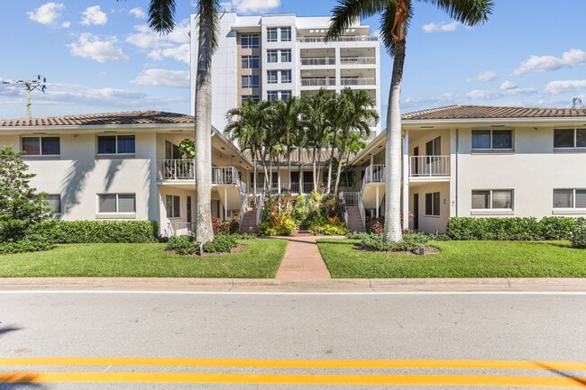Photo - 301 E Royal Palm Rd Unit 1C