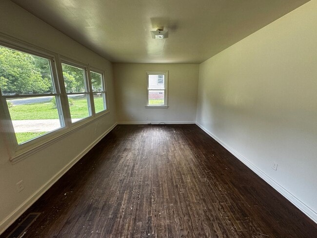 Photo - 109 Felter St