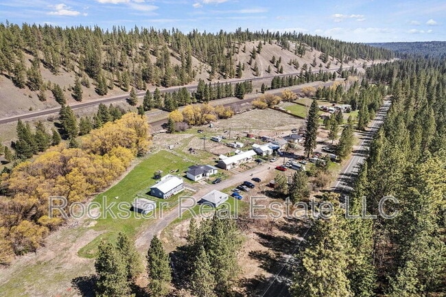 Photo - 9322 S Spokane St