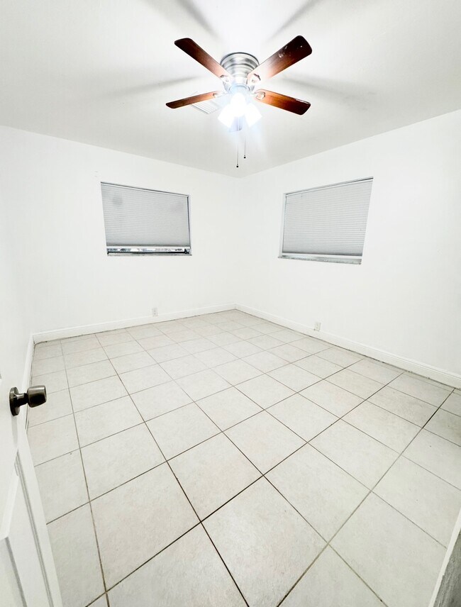 Photo - 4290 NW 21st Ave