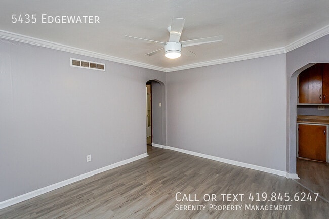 Photo - 5435 Edgewater-