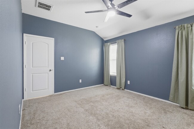 Photo - 16826 Short Pnes Dr