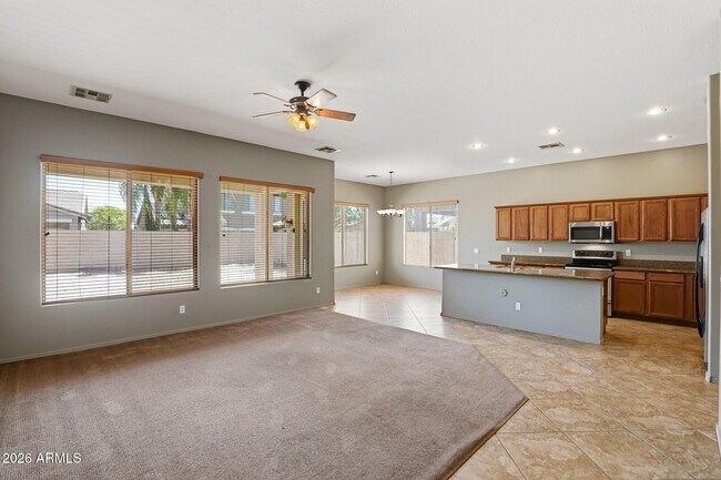 Photo - 18185 W Rimrock St