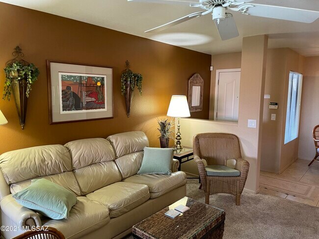 Building Photo - 5751 N Kolb Rd Unit 9207 Rental