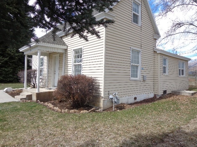 Photo - 94 W 250 N