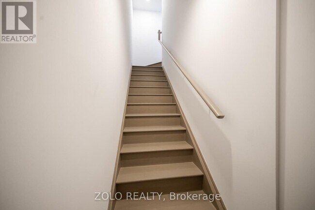 Photo - 3175 Denison St