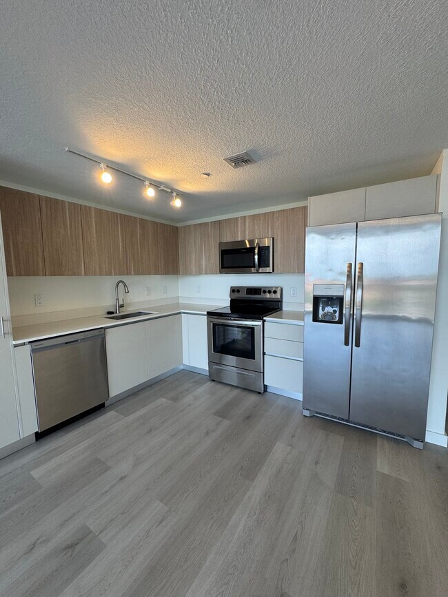 Photo - 10772 NW 78th Ter Unidad S3 Rental