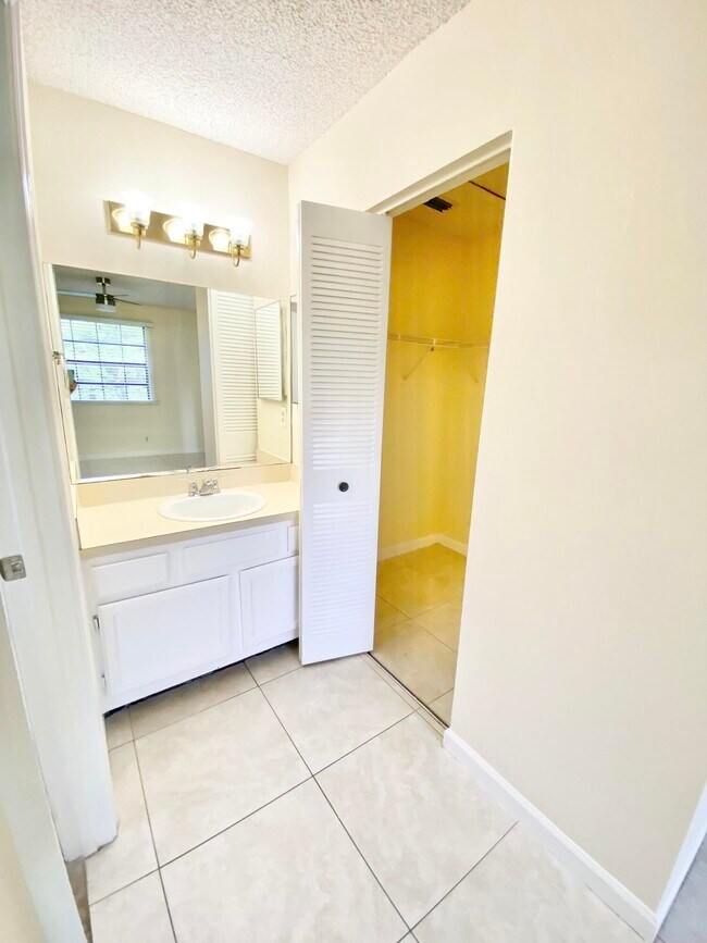 Photo - 3151 Leewood Terrace Unit L229