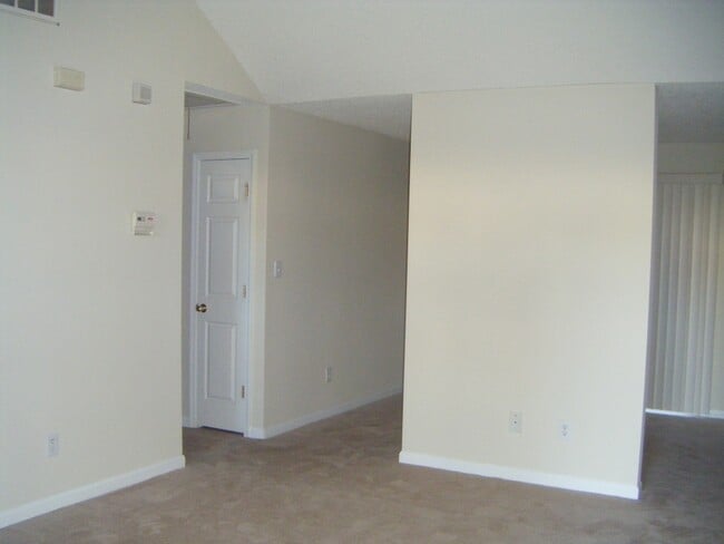 Photo - 1235 Helms Rd