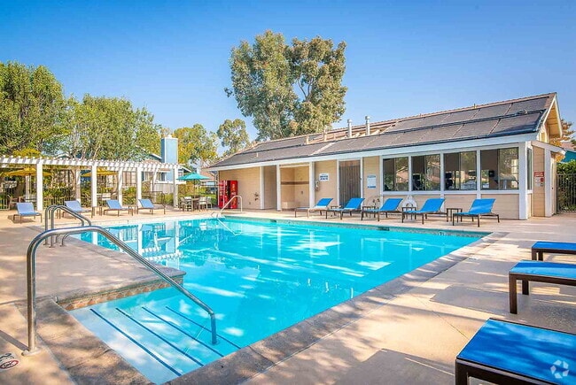Building Photo - Woodside Village Rental