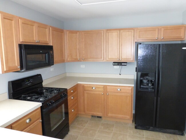 Photo - 914 Clover Ln