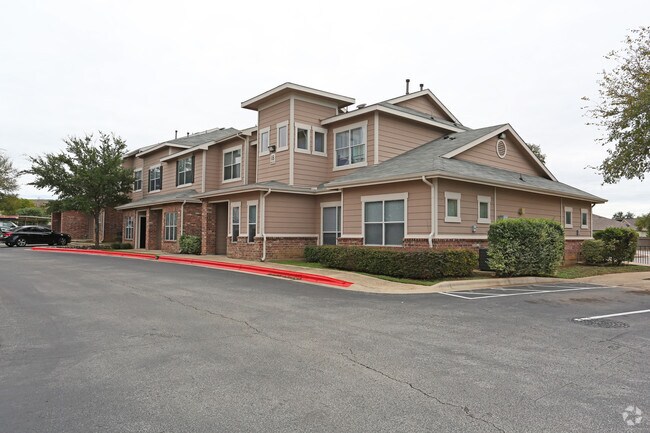 Park at Summer�s Grove Apartments For Rent in Austin, TX