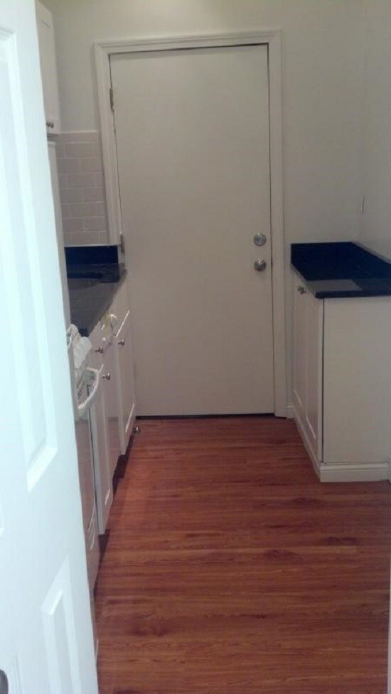 Photo - 211 Park Dr Apartments