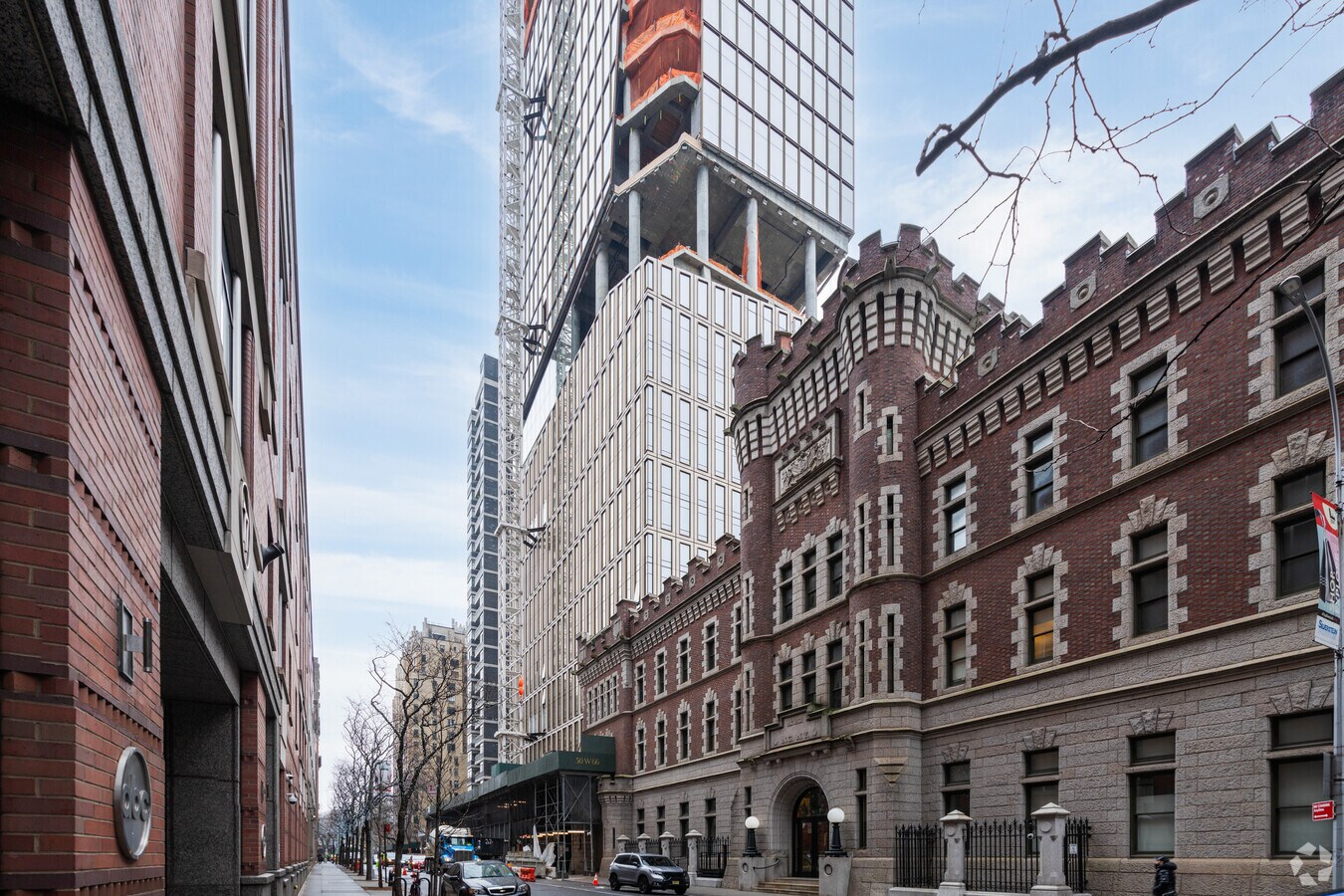 Photo - 50 W 66th St