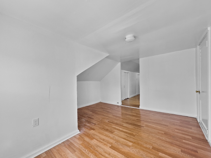 Photo - 76 Elmwood Rd