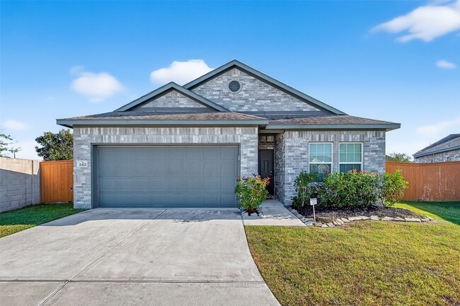 Building Photo - 2422 Agassiz Dr