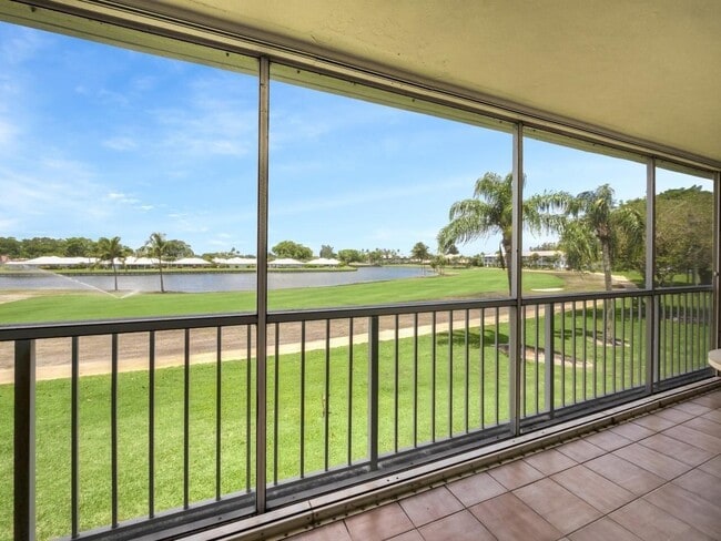 300 JOHN F KENNEDY DR  