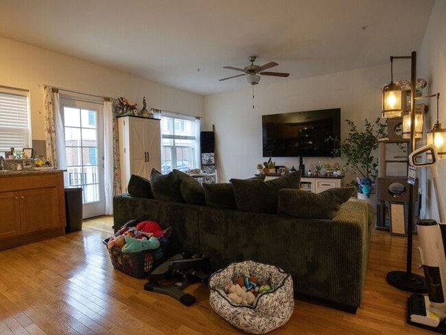 Photo - 11905 Centre St Unit 114