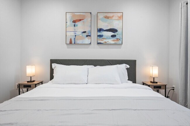 Photo - 3748 E Taylor St Unidad SI ID1244321P