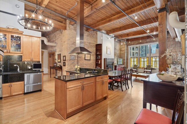 Photo - 540 N Lake Shore Dr Unit 718-719