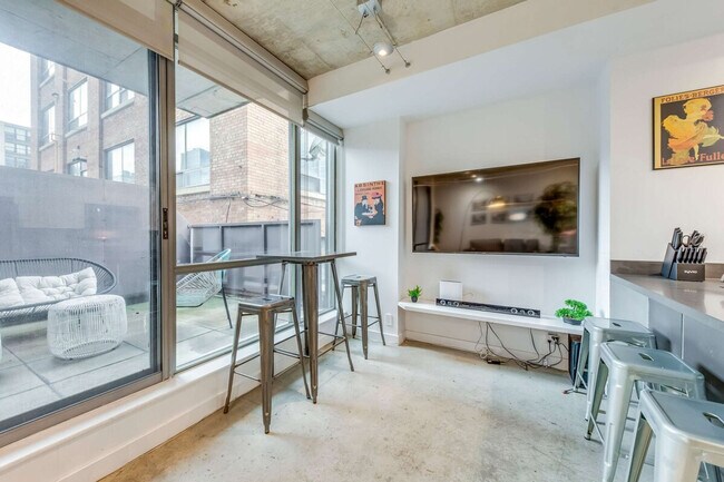 Building Photo - 25 Gore Vale Ave