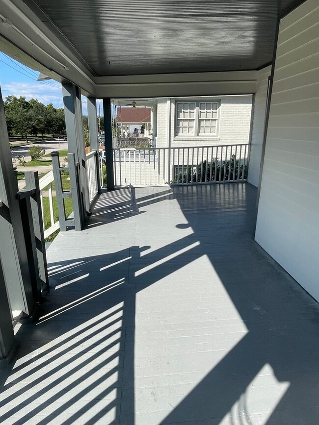Photo - 6525 W End Blvd Unit A