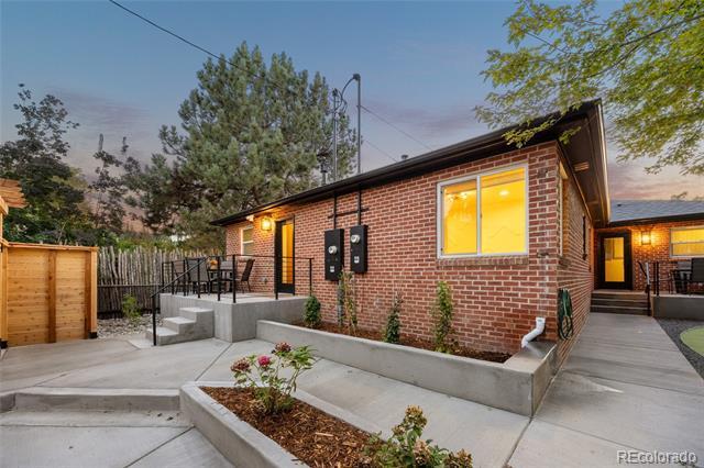 Photo - 550 S Franklin St