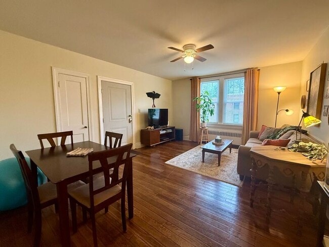 1320-1324 Kenmore Ave