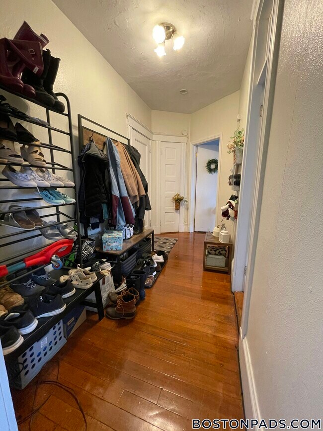 Photo - 208 Winthrop Rd Unit 38