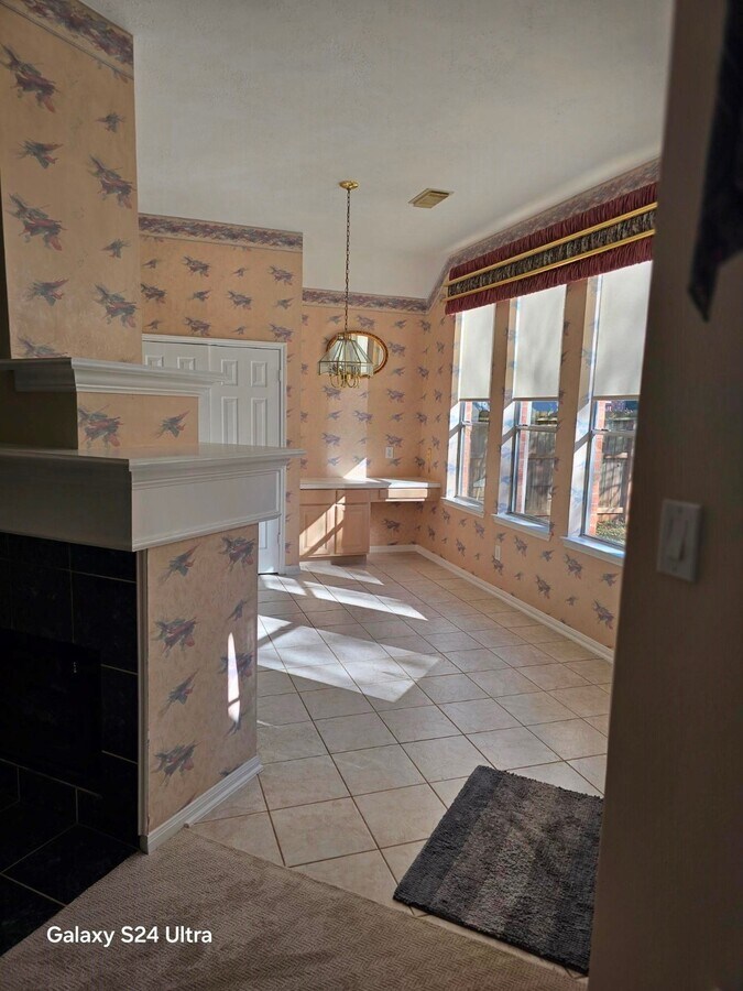 Photo - 2727 Gregway Ln