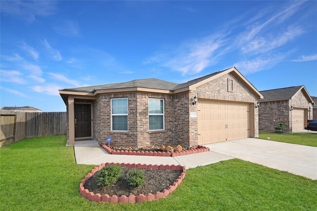 Photo - 1001 Strawberry Ridge Dr