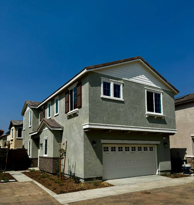 Photo - 16185 Lozano St