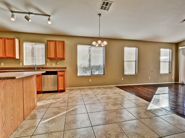 Photo - 45611 W Tulip Ln