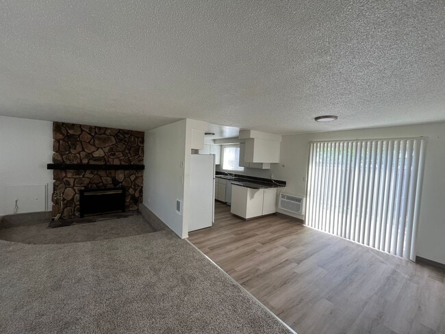 Photo - 1825 Arthur St Unidad 1825