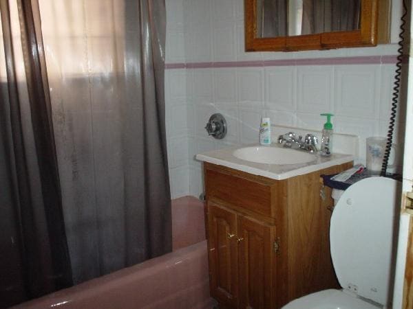 Building Photo - 1130 Commonwealth Ave Unit 1